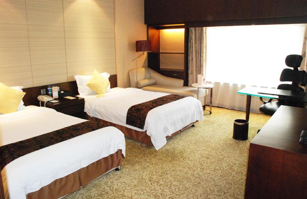 Shanghai Forte Hotel Room photo