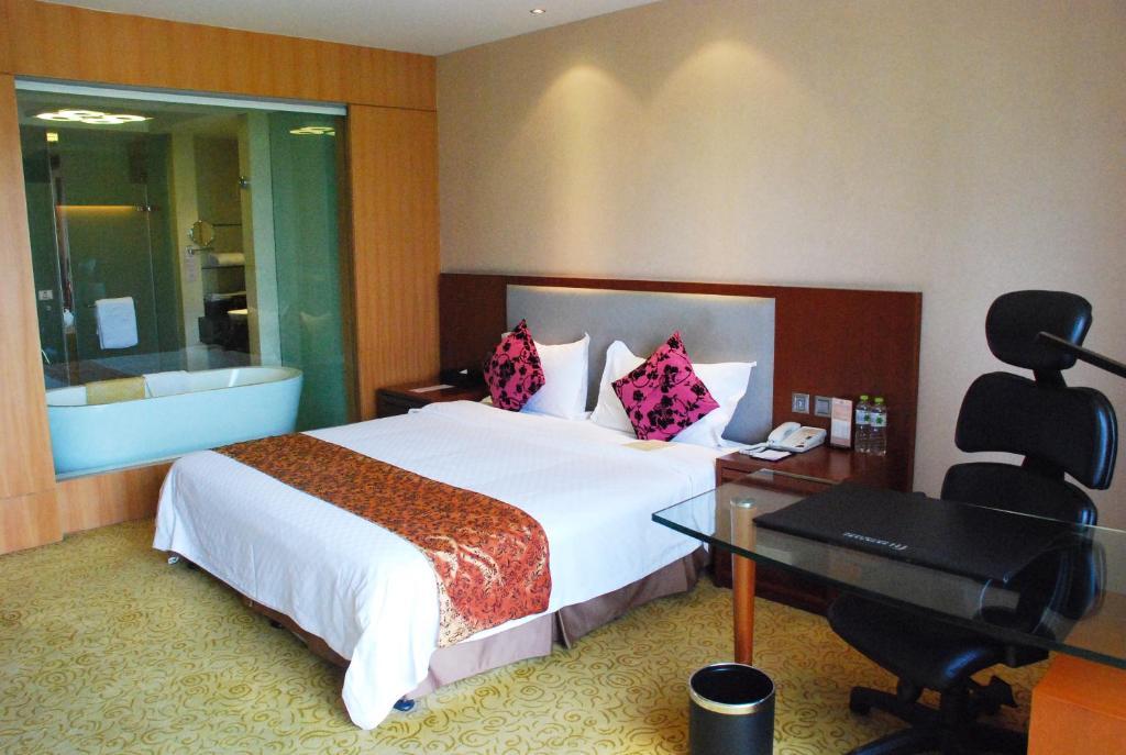 Shanghai Forte Hotel Room photo