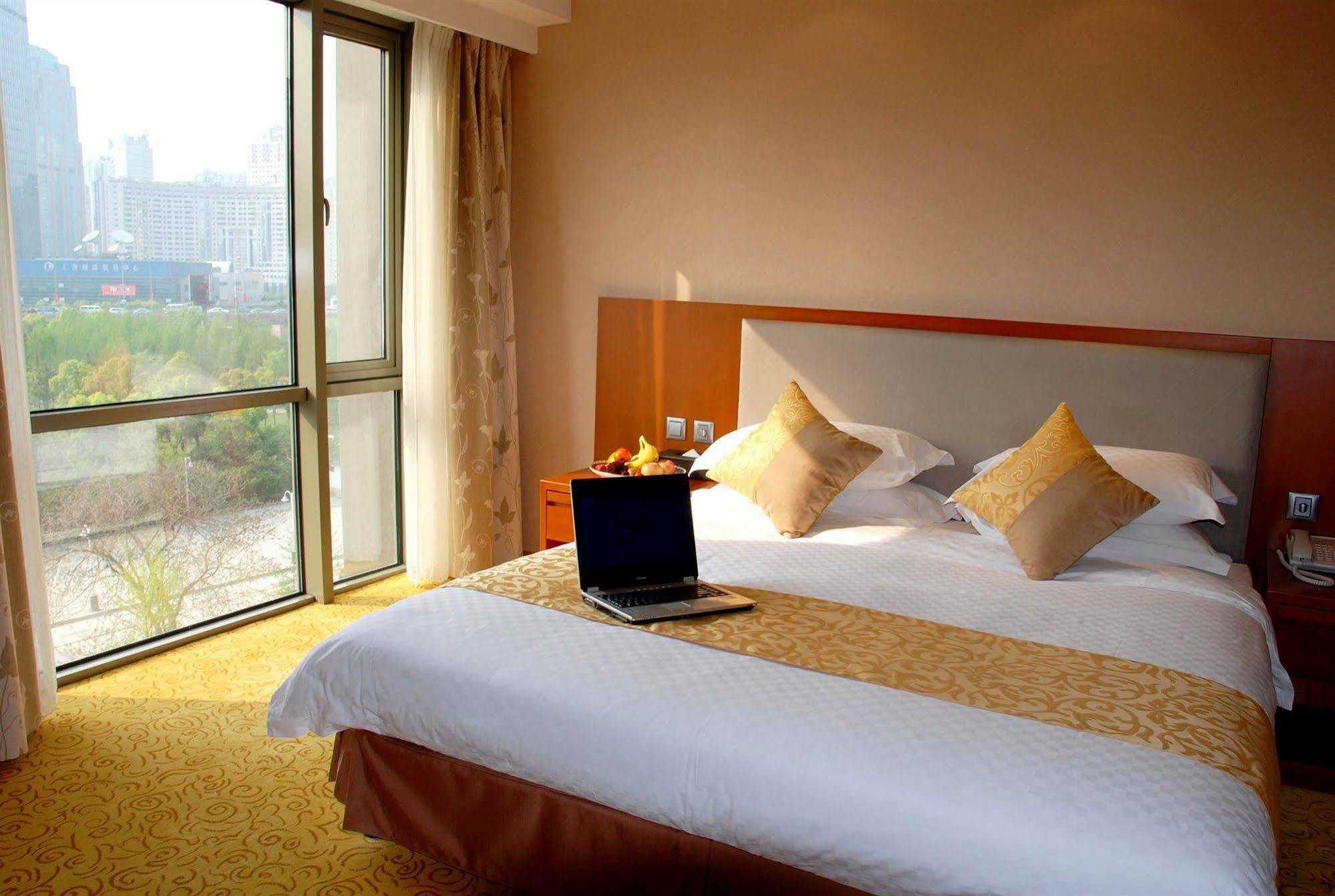 Shanghai Forte Hotel Exterior photo